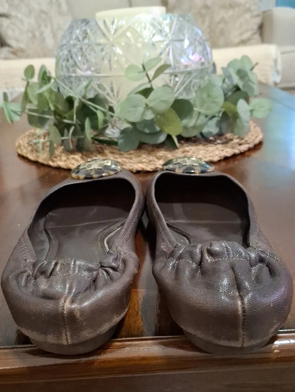 Tory Burch Reva Leather Flats Tortoiseshell Logo Accent Size 7.5 Brown
